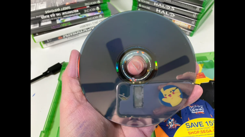 File:Cwclight - JCWCSP's Microsoft Xbox One X 1TB Model 1787 Home Console Bundle - Black, Used19 - IMG 9308.png