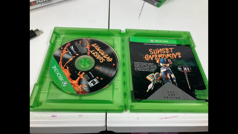 File:Cwclight - JCWCSP's Microsoft Xbox One X 1TB Model 1787 Home Console Bundle - Black, Used15 - IMG 9304.png