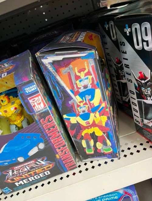 Bluesky - Merged figures are appearing in stores everywhere3.jpg