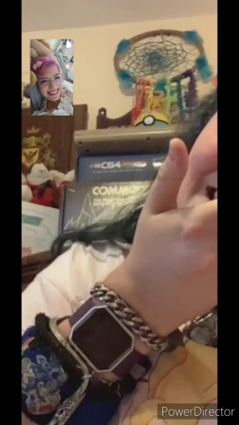 File:Chris Chan and Fiona Eating an Apple-D7reErJfDH4.mkv00001.png