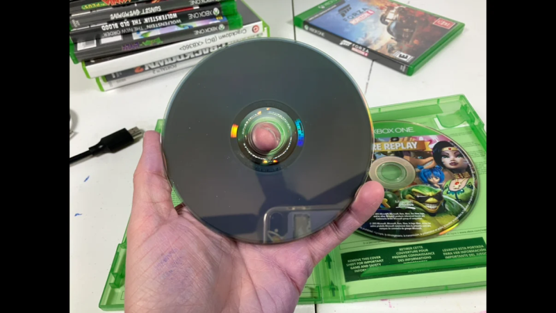 File:Cwclight - JCWCSP's Microsoft Xbox One X 1TB Model 1787 Home Console Bundle - Black, Used31 - IMG 9321.png