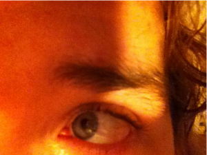 ChrisOneEyebrow.png