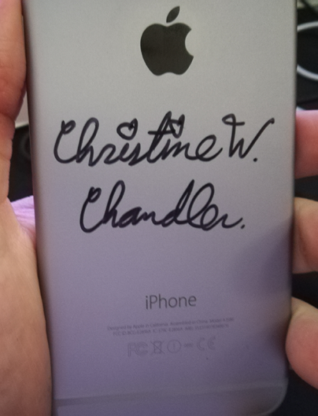 File:Null - unboxing back of phone.png