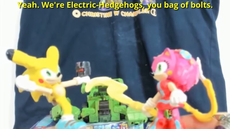 File:Cwclight Reviews Opening Intros with Subtitles screenshot8.jpg