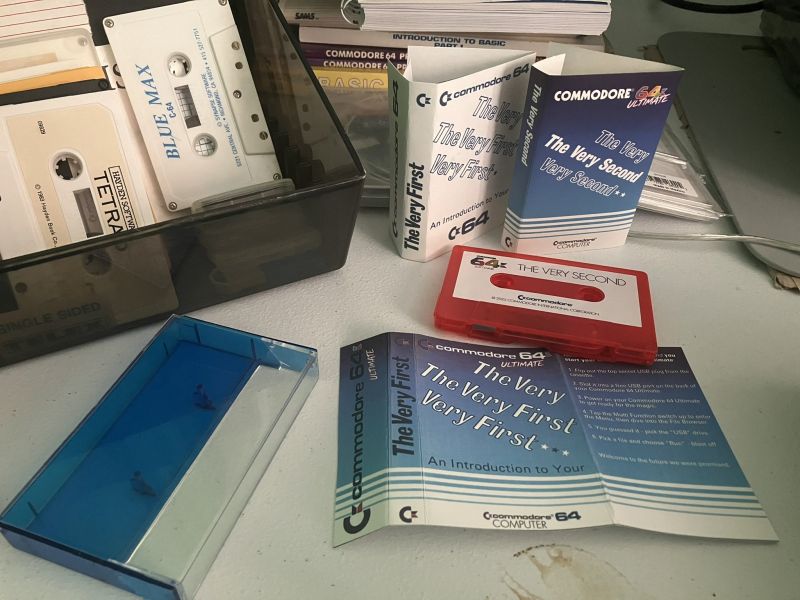 File:OG Commodore insert.jpeg