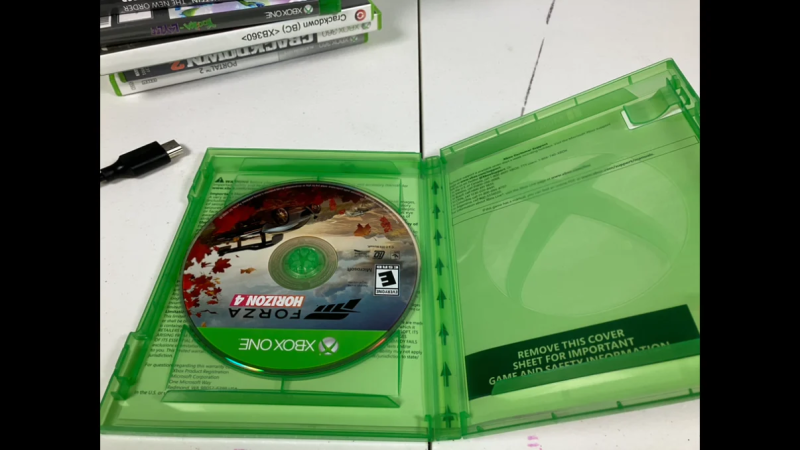 File:Cwclight - JCWCSP's Microsoft Xbox One X 1TB Model 1787 Home Console Bundle - Black, Used33 - IMG 9323.png